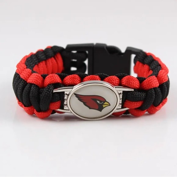 Cardinals Paracord Bracelet - Picture 1 of 1